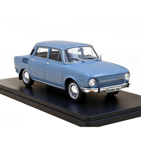 Skoda 100L - 1974 Blue - Image 3